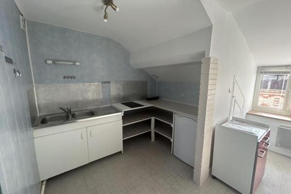 Location - Appartement 1 pièces 25 m 2 LE MANS (72000)