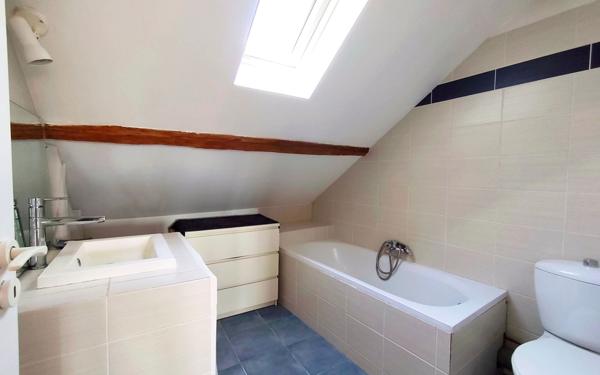 Appartement à vendre    2 pièces • 33 m2 Juziers