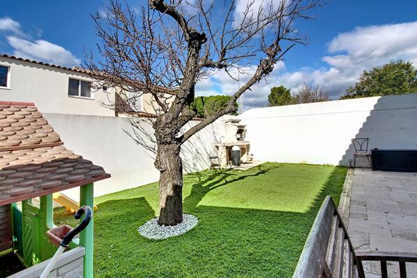 Maison R+1 de type 4 en bout d'impasse - secteur de VITROLLES