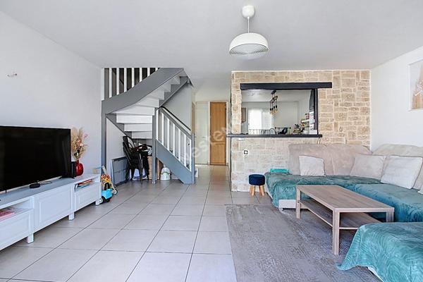 Maison R+1 de type 4 en bout d'impasse - secteur de VITROLLES