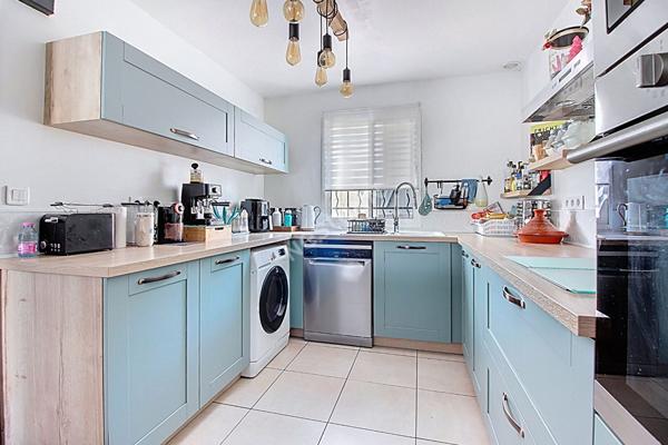 Maison R+1 de type 4 en bout d'impasse - secteur de VITROLLES