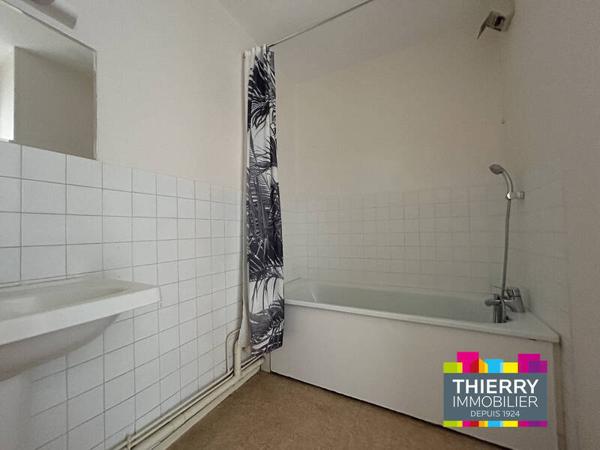 Appartement 4 pièces                                        - 44400 Rezé - Rezé Réf : 130963