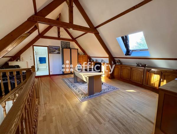 Maison 8 pièces - 240 m²