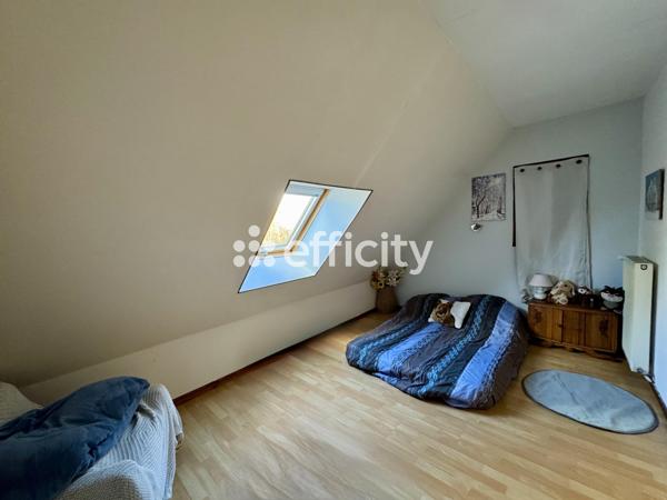 Maison 8 pièces - 240 m²