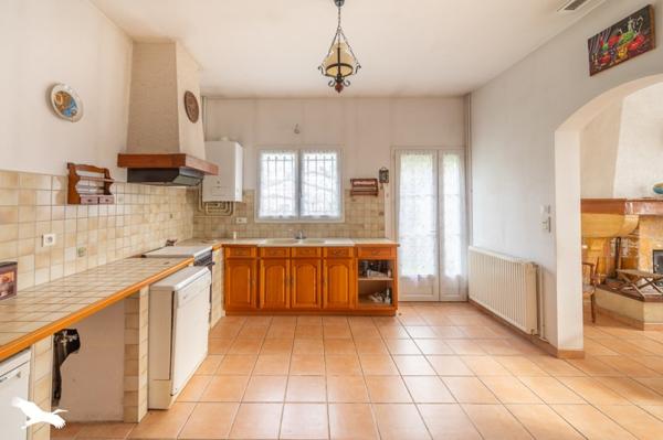Maison à vendre |  Salles |  6 pièces | 160 m²