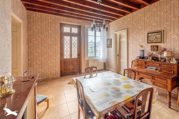 Maison à vendre |  Salles |  6 pièces | 160 m²