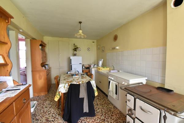 Maison à vendre    2 pièces • 66 m2 Dampierre-sous-Bouhy