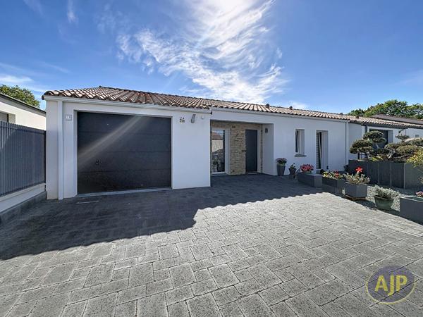 Vente maison Sallertaine : 336 000 € - AJP Immobilier Challans