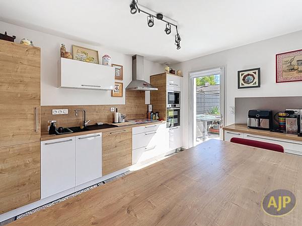 Vente maison Sallertaine : 336 000 € - AJP Immobilier Challans