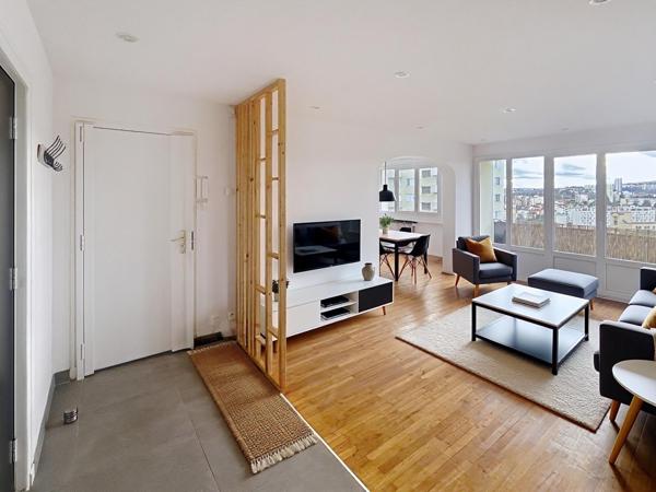 appartement de 68 m2 entièrement rénové en 2021, très lumineux