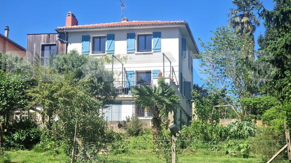 Castelsarrasin – Maison familiale au calme, à deux pas du centre-ville