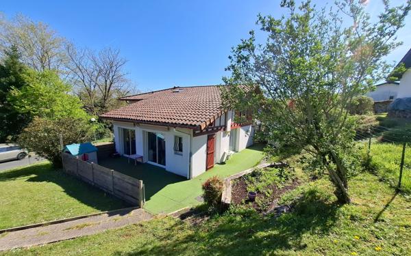 Maison à vendre    6 pièces • 131,05 m2 Mouguerre