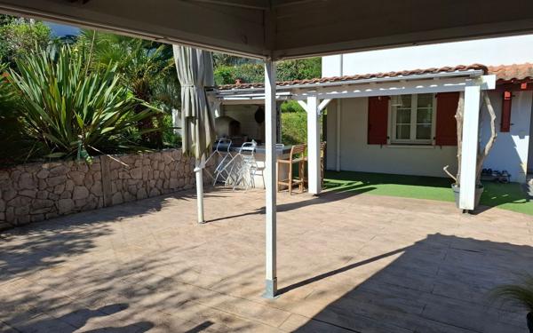 Maison à vendre    6 pièces • 131,05 m2 Mouguerre