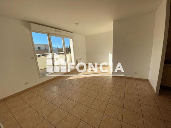 Location Appartement 3 pièces 55.36 m² - 45 47 RUE DU FAUBOURG LA GRAPP Chartres 28000