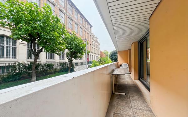 Appartement à vendre    3 pièces • 84,31 m2 Paris 12