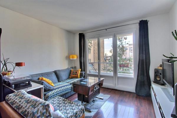 Appartement Asnieres Sur Seine 3 pièces 64.54 m2 + balcons