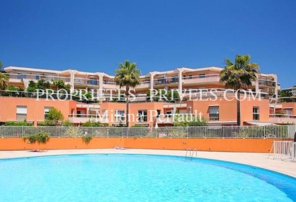 NICE OUEST -  3 PIECES - TERRASSE DE 30 M²  + GARAGE FERME