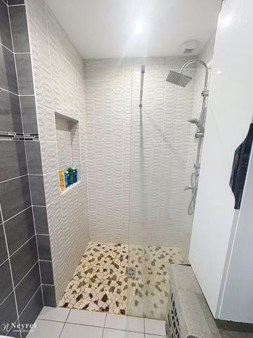 Sury le comtal Maison de 2015 de 83,36m2 avec piscine et terrain de 535m2