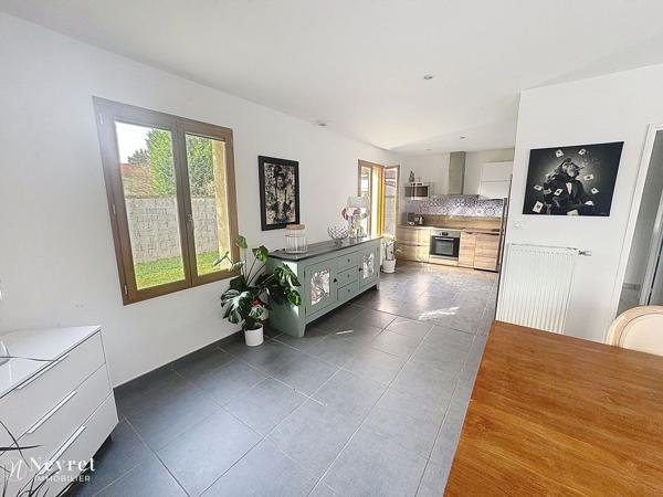Sury le comtal Maison de 2015 de 83,36m2 avec piscine et terrain de 535m2