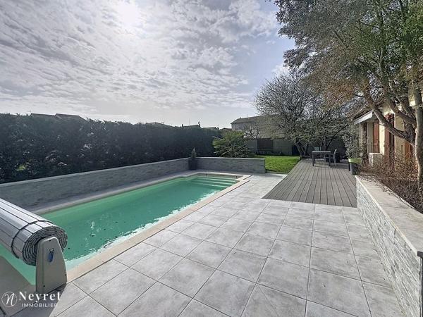 Sury le comtal Maison de 2015 de 83,36m2 avec piscine et terrain de 535m2