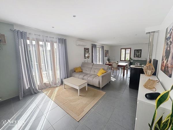 Sury le comtal Maison de 2015 de 83,36m2 avec piscine et terrain de 535m2