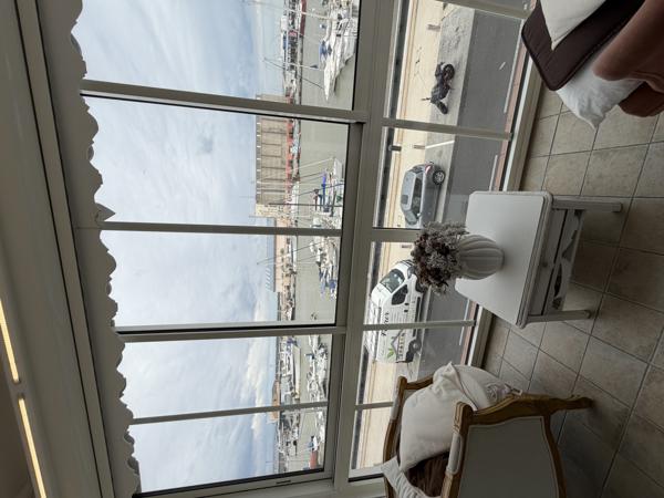 Port-La-Nouvelle : Appartement atypique de 68m2 avec vue panoramique sur le port 