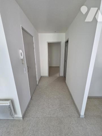 Ensemble immobilier en copropriété consistant en un bâtiment unique.