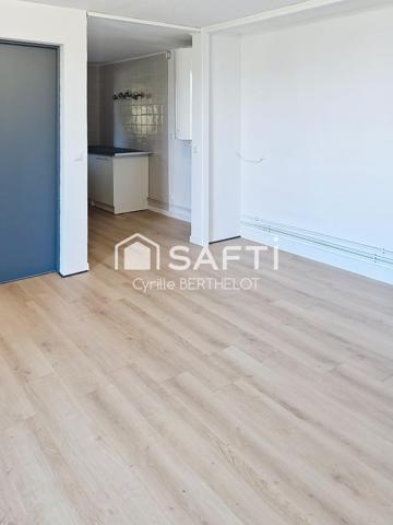 APPARTEMENT T3 (voir T4 possible) + PARKING COUVERT + JARDIN
