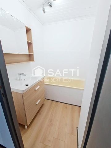 APPARTEMENT T3 (voir T4 possible) + PARKING COUVERT + JARDIN