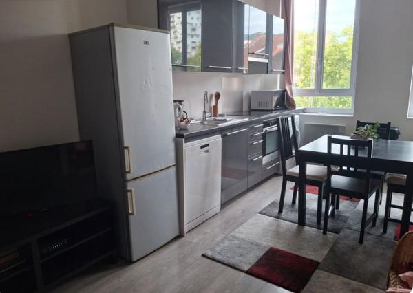 Studio 25m² + Mezzanine + Balcon, Gare Lille Flandre
