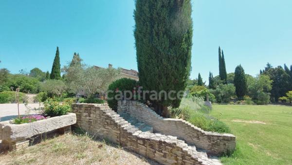 Propriete à vendre 7 pièces SAINT REMY DE PROVENCE (13)