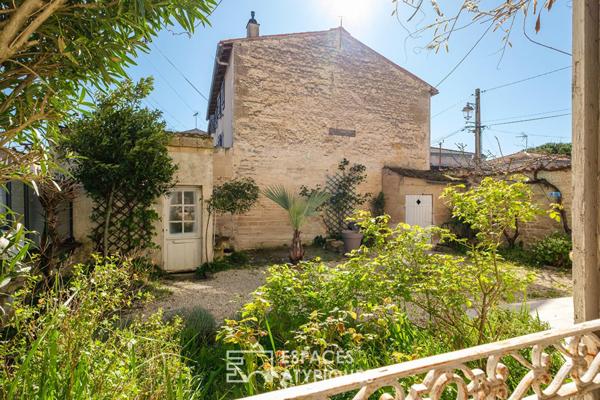 Élégance et caractère aux portes du centre de Niort