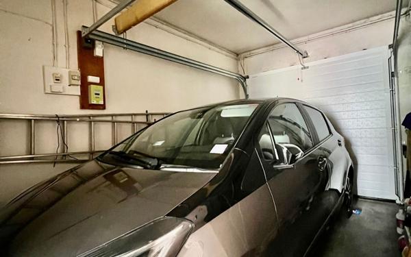 Maison à vendre    8 pièces •  Guilers