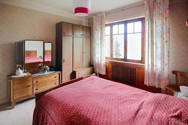 Centre de Villerupt : maison familiale avec terrasse, garage et studio.