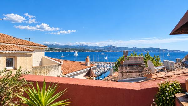 Appartement
         5 pièces
        - 148 m² Exclusivité 660 000 € *