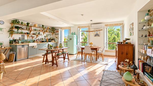 Appartement
         5 pièces
        - 148 m² Exclusivité 660 000 € *