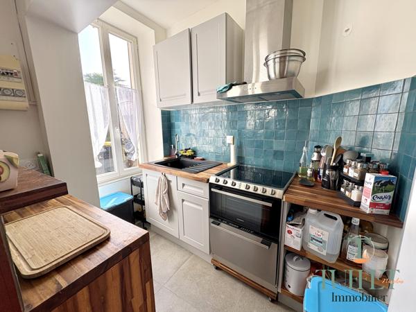 APPARTEMENT PLAIN-PIED EN CENTRE VILLE