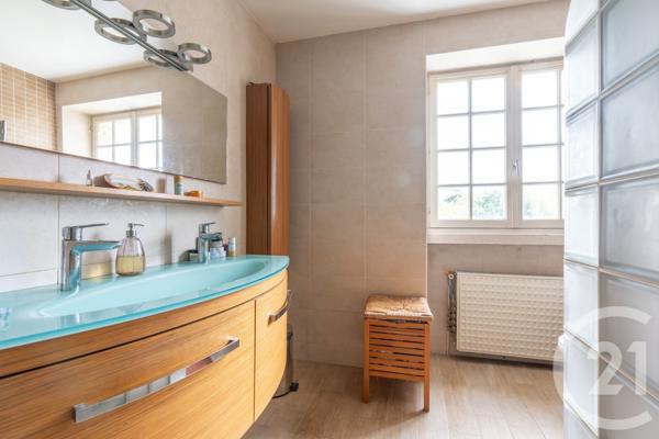 Maison à vendre  8 pièces - 167,64 m2 LA VARENNE ST HILAIRE - 94