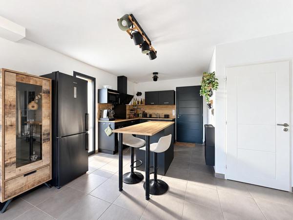 Mérignac Chemin Long – Maison récente en parfait état avec jardin et stationnement
