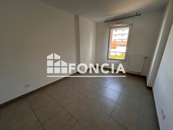 Location Appartement 2 pièces 38.45 m² - RUE JOSEPH CLERISSY Marseille 13012
