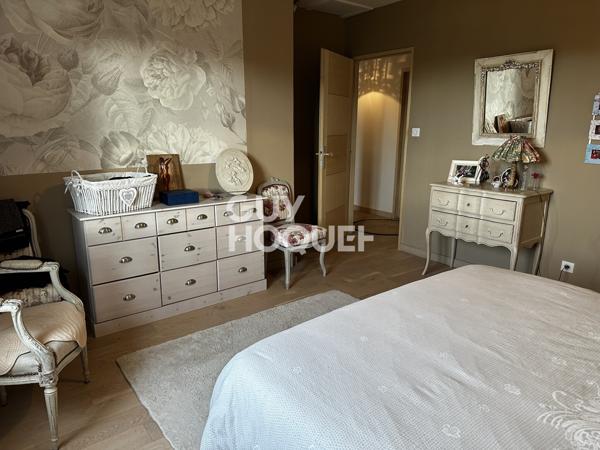 MAISON À VENDRE DE 5 PIÈCES DE 140,00 M²