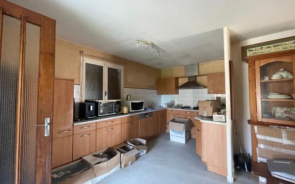 Maison à vendre    5 pièces •  Romegoux