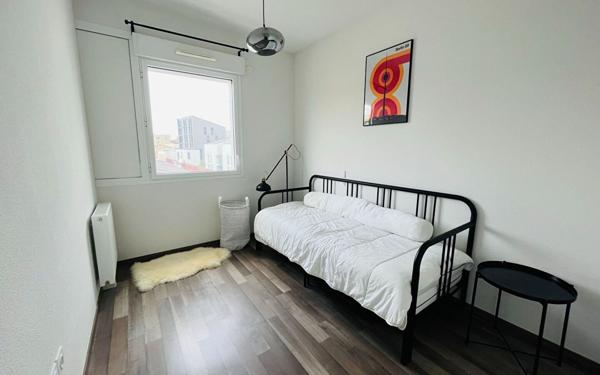 Appartement à louer    2 pièces •  Bordeaux