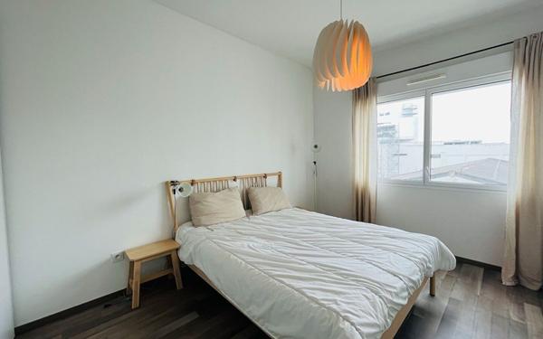 Appartement à louer    2 pièces •  Bordeaux