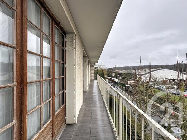 Appartement F4 à vendre  4 pièces - 84,08 m2 VERSAILLES - 78