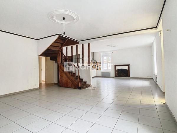 Location maison Mauron - 5 pièce(s) - 120 m² - 810 €/mois