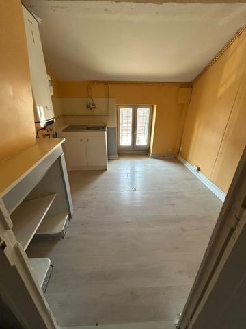 APPARTEMENT 3 PIECES 580 € REF.: LA2155