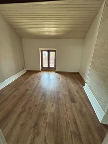 APPARTEMENT 3 PIECES 580 € REF.: LA2155