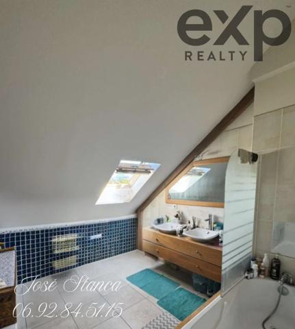 ✨ Élégance & Confort Moderne à Ligne Paradis – Duplex 4 pièces avec vastes extérieurs ✨