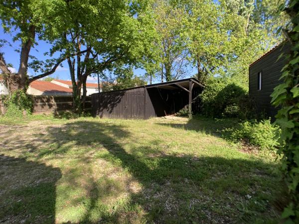 Charme authentique et cadre bucolique, à seulement 10 min des plages !